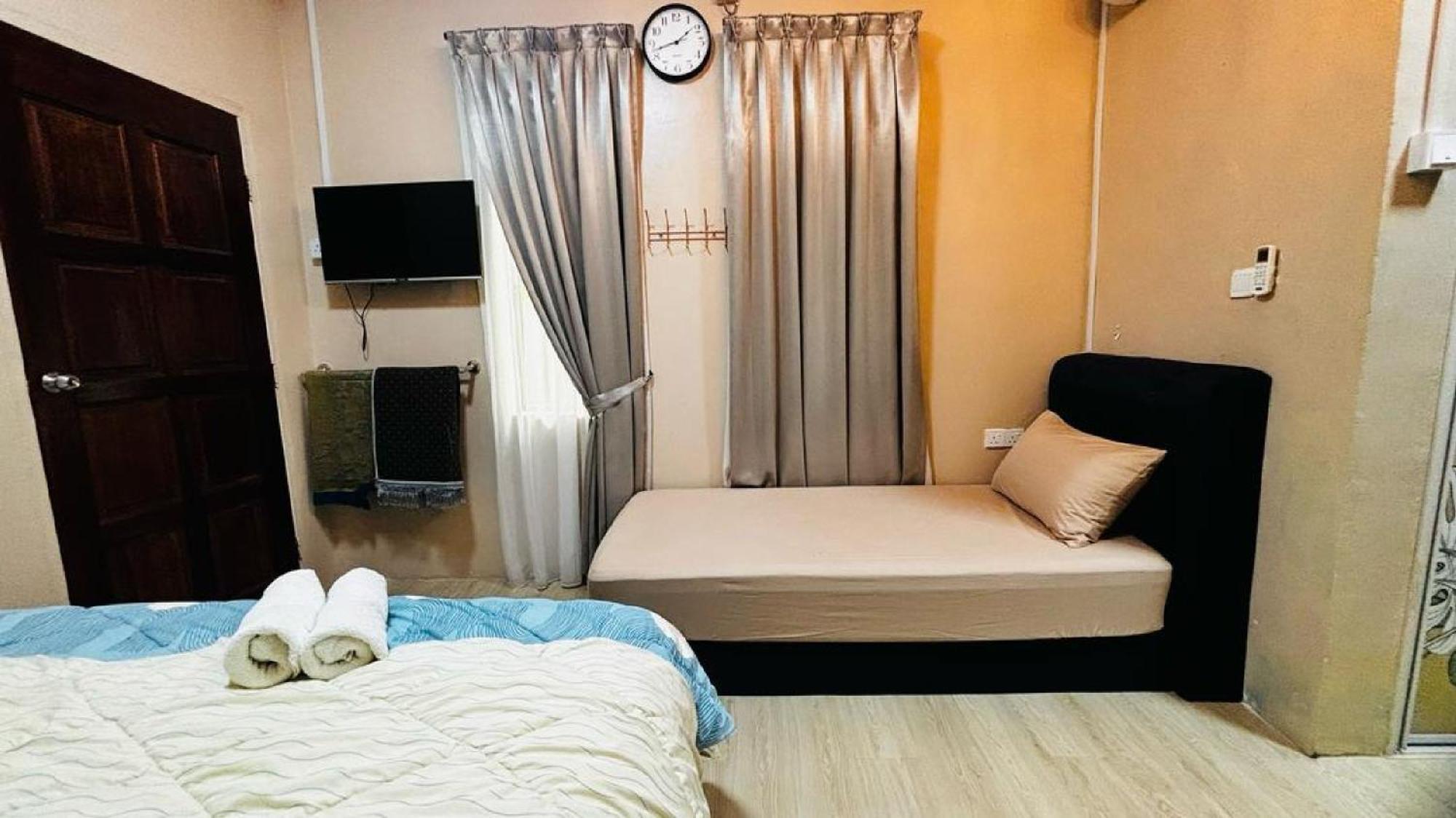 Capital O 91126 The Raga Chalet Yan Luaran gambar